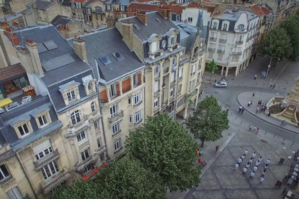 Reims Centre : Appartement Lumineux Et Atypique 46, Place D'Erlon Luaran gambar
